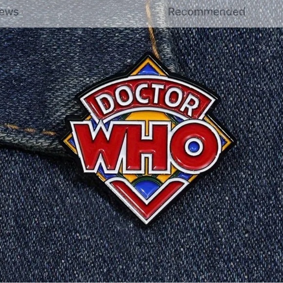 Dr Who Enamel Lapel Pin For Backpack Shoes Clothes - Picture 2 of 3